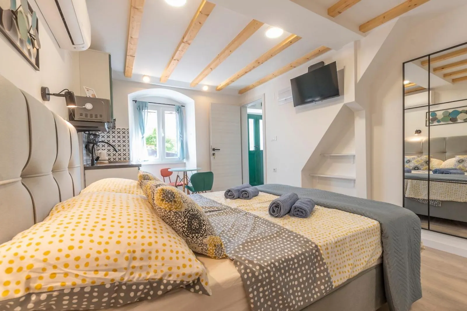 Guest house Old Town & Ela Place Split
