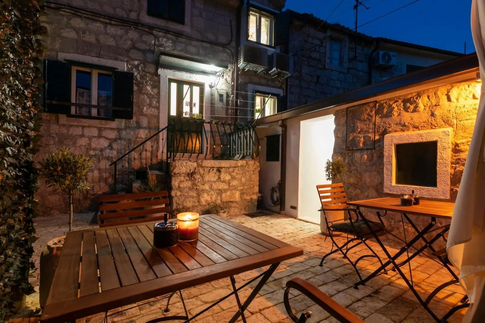 Guest house Old Town & Ela Place Split